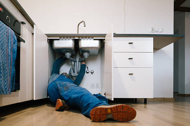Professional Leak Detection technician working in Panacea, FL